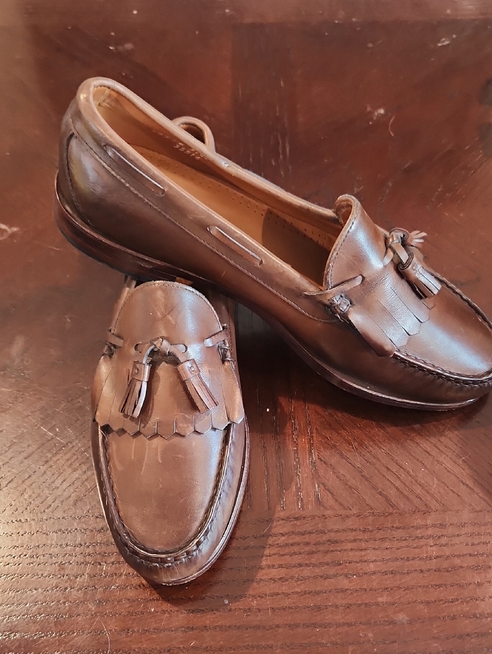 Allen Edmonds Lowry Hill kiltie tassel loafers